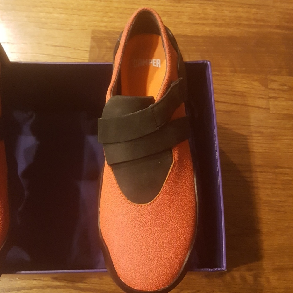 NIB CAMPER Dub sneaker